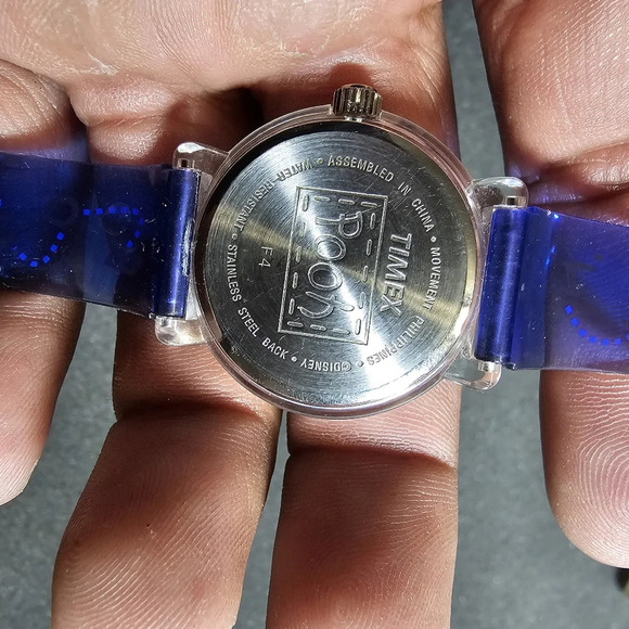 Timex Rewound Kids Winnie The Pooh Blue/Purple and White Quartz Watch Working F4 - Picture 5 of 9